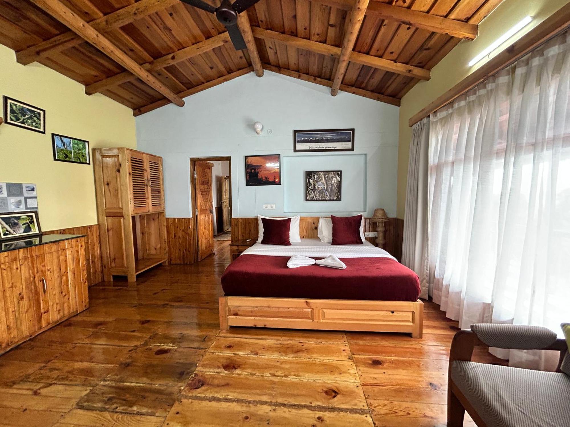 Kasar Himalaya Holiday Resort, Binsar Rd Алмора Екстериор снимка