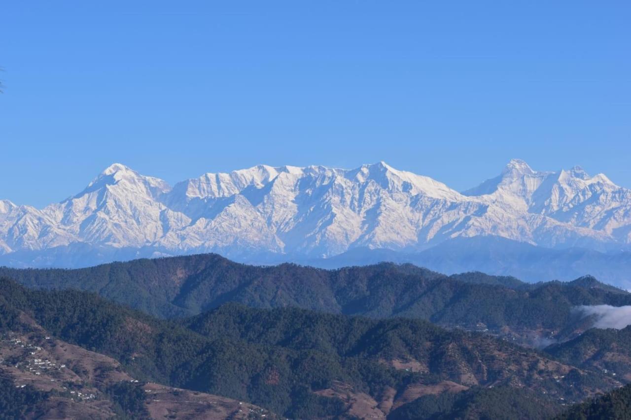 Kasar Himalaya Holiday Resort, Binsar Rd Алмора Екстериор снимка