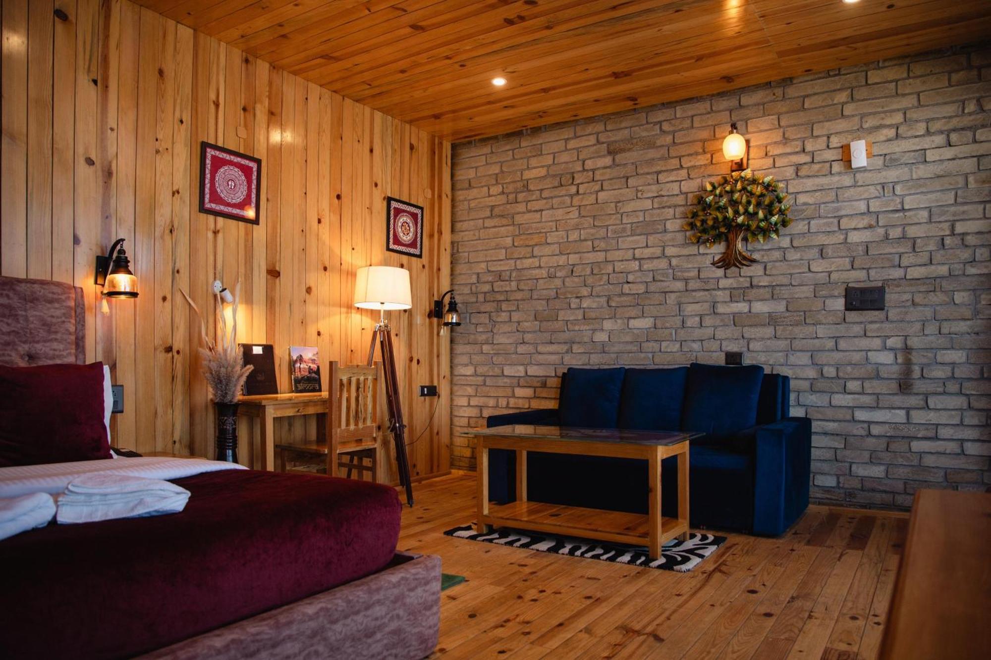 Kasar Himalaya Holiday Resort, Binsar Rd Алмора Екстериор снимка