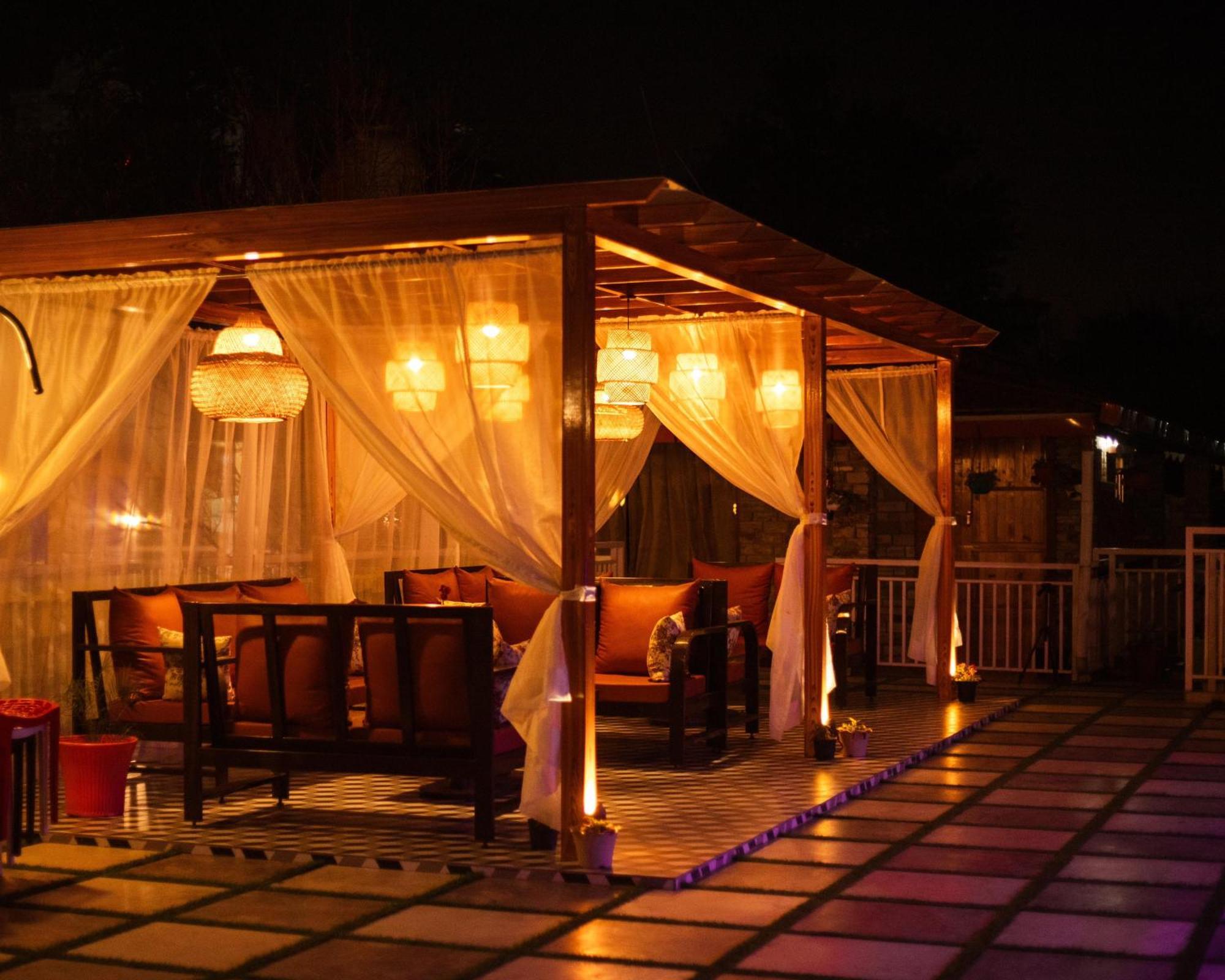 Kasar Himalaya Holiday Resort, Binsar Rd Алмора Екстериор снимка